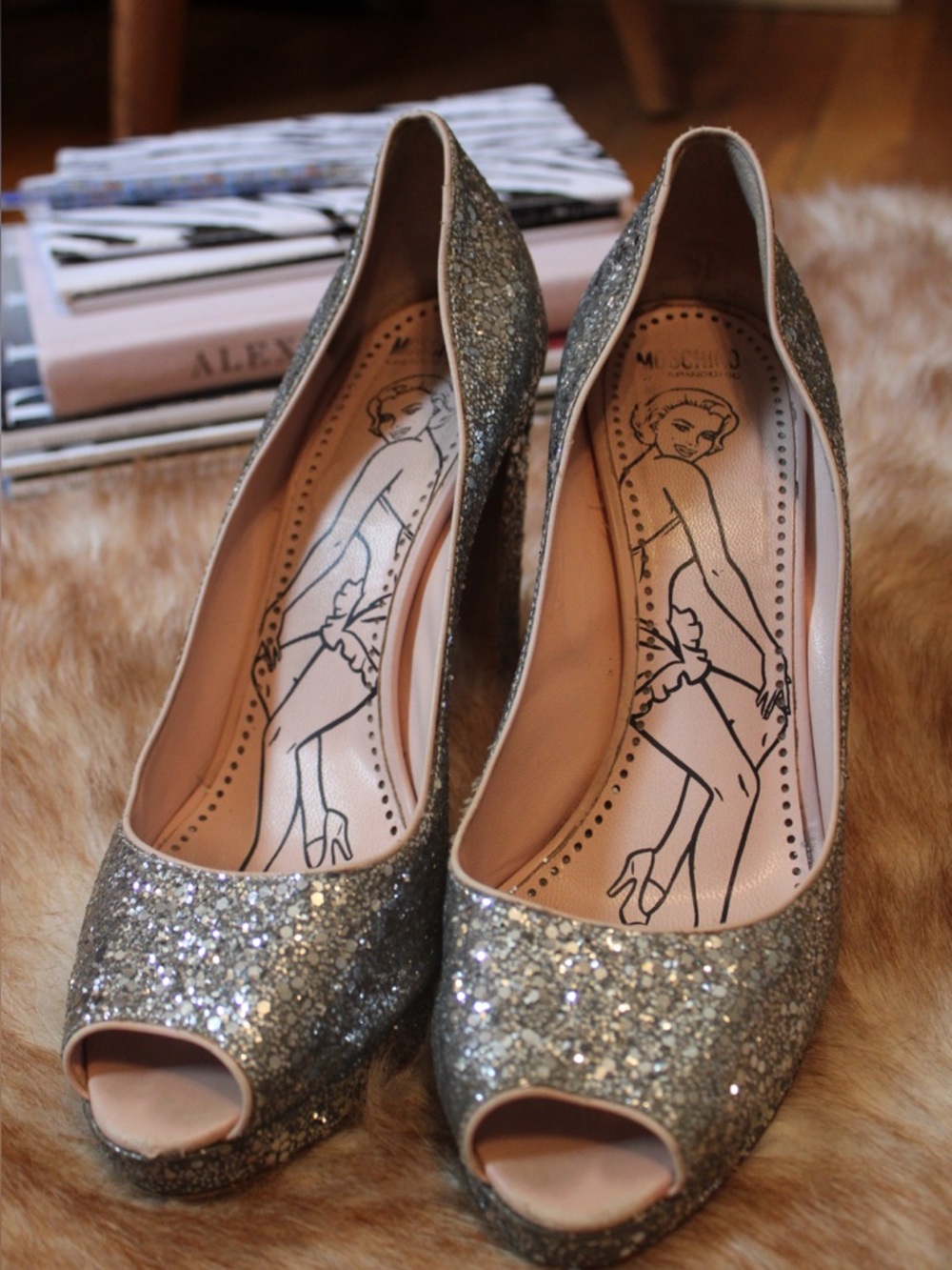 vintage moschino pumps